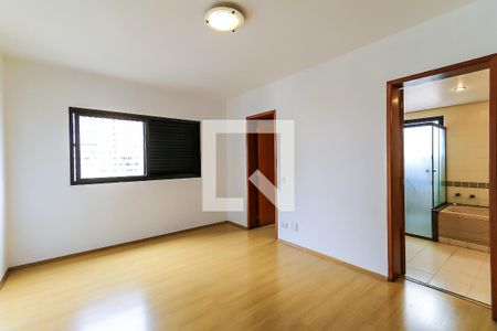 Suíte 1 de apartamento para alugar com 4 quartos, 193m² em Jardim Monte Kemel, São Paulo