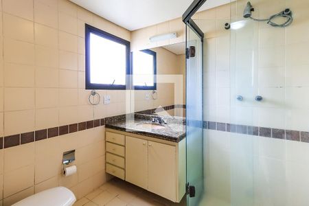 Apartamento para alugar com 193m², 4 quartos e 4 vagasBanheiro da Suíte 3