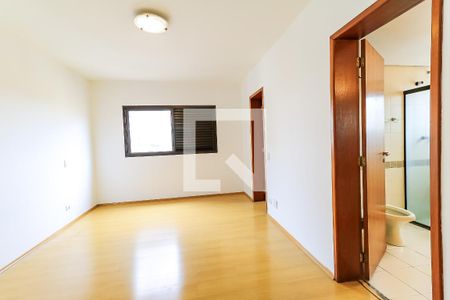 Suíte 1 de apartamento para alugar com 4 quartos, 193m² em Jardim Monte Kemel, São Paulo