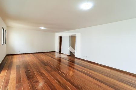 Apartamento para alugar com 193m², 4 quartos e 4 vagasSala