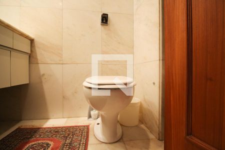 Apartamento à venda com 171m², 4 quartos e 2 vagasBanheiro  