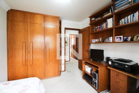 Apartamento à venda com 171m², 4 quartos e 2 vagasQuarto 