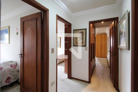 Apartamento à venda com 171m², 4 quartos e 2 vagasCorredor 