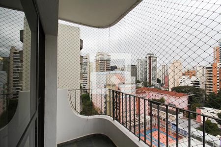 Varanda  de apartamento à venda com 4 quartos, 171m² em Vila Uberabinha, São Paulo