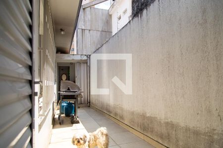 Casa à venda com 200m², 3 quartos e 2 vagasQuintal