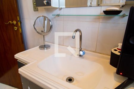 Casa à venda com 200m², 3 quartos e 2 vagasBanheiro Social