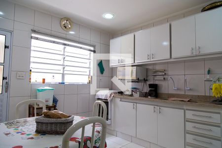 Casa à venda com 200m², 3 quartos e 2 vagasCozinha