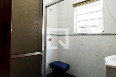 Casa à venda com 200m², 3 quartos e 2 vagasBanheiro da Quarto da Edícula