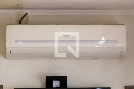 Casa à venda com 200m², 3 quartos e 2 vagasSala - Ar condicionado