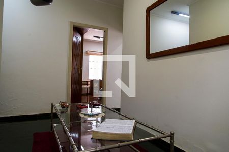 Casa à venda com 200m², 3 quartos e 2 vagasHall dos Quartos