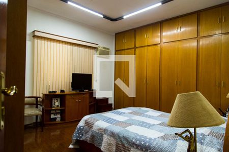 Casa à venda com 200m², 3 quartos e 2 vagasQuarto 3