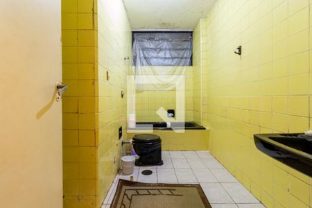 Apartamento à venda com 104m², 2 quartos e sem vagaBanheiro 