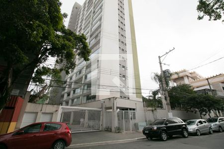 Apartamento para alugar com 49m², 2 quartos e 1 vaga Apartamento para alugar com 49m², 2 quartos e 1 vagaFachada