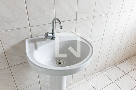 Casa para alugar com 60m², 2 quartos e sem vagaBanheiro