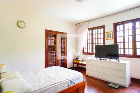 Casa de condomínio para alugar com 600m², 5 quartos e 4 vagas Casa de condomínio para alugar com 600m², 5 quartos e 4 vagasSuíte 2