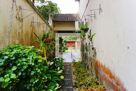 Casa de condomínio para alugar com 600m², 5 quartos e 4 vagas Casa de condomínio para alugar com 600m², 5 quartos e 4 vagasÁrea Externa