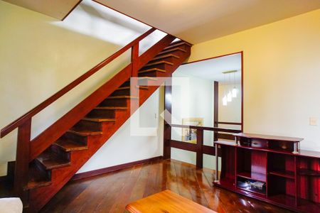 Casa de condomínio para alugar com 600m², 5 quartos e 4 vagas Casa de condomínio para alugar com 600m², 5 quartos e 4 vagasBanheiro da Suíte 5