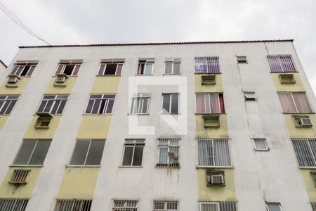 Apartamento para alugar com 56m², 2 quartos e 1 vaga Apartamento para alugar com 56m², 2 quartos e 1 vagaFachada do Bloco