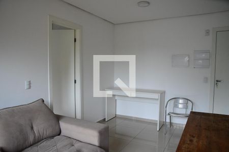 Sala de kitnet/studio para alugar com 1 quarto, 37m² em Granja Viana, Cotia