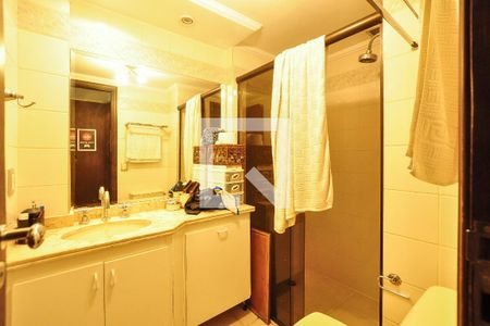 Apartamento à venda com 131m², 3 quartos e 2 vagasBanheiro da Suíte 2