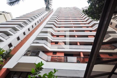 Apartamento à venda com 131m², 3 quartos e 2 vagasFachada