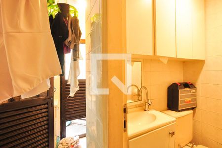 Apartamento à venda com 131m², 3 quartos e 2 vagasBanheiro de Serviço