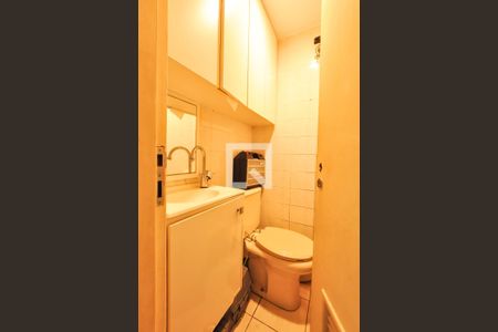 Apartamento à venda com 131m², 3 quartos e 2 vagasBanheiro de Serviço