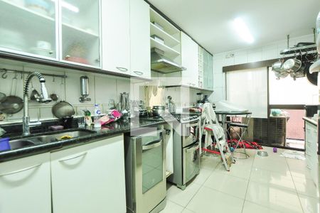 Apartamento à venda com 131m², 3 quartos e 2 vagasCozinha