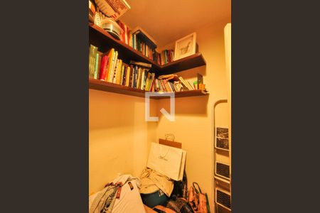 Apartamento à venda com 131m², 3 quartos e 2 vagasQuarto de Serviço