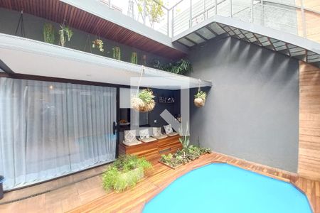 Casa à venda com 250m², 4 quartos e 4 vagas Casa à venda com 250m², 4 quartos e 4 vagasÁrea Gourmet