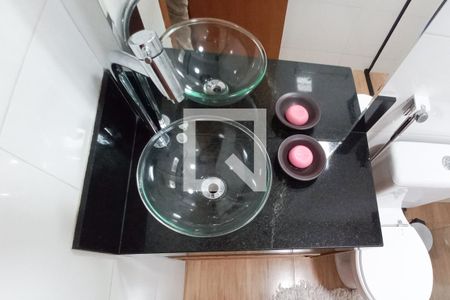 Casa à venda com 250m², 4 quartos e 4 vagas Casa à venda com 250m², 4 quartos e 4 vagasBanheiro Social