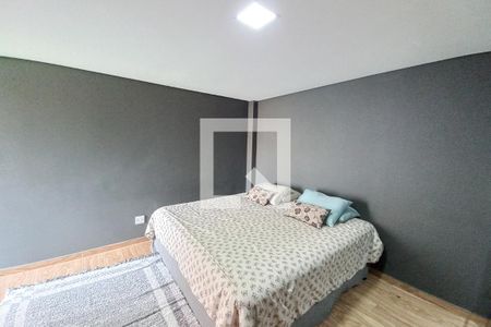 Casa à venda com 250m², 4 quartos e 4 vagas Casa à venda com 250m², 4 quartos e 4 vagasQuarto 3 - Suíte