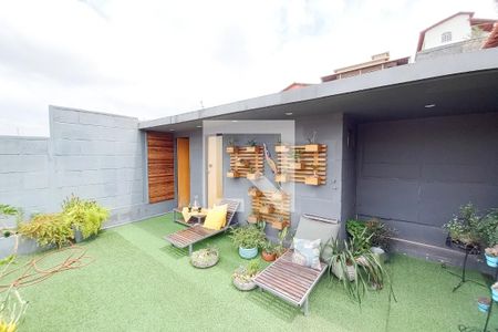 Casa à venda com 250m², 4 quartos e 4 vagas Casa à venda com 250m², 4 quartos e 4 vagasVaranda do Quarto 3