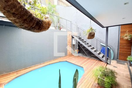 Casa à venda com 250m², 4 quartos e 4 vagas Casa à venda com 250m², 4 quartos e 4 vagasÁrea Gourmet