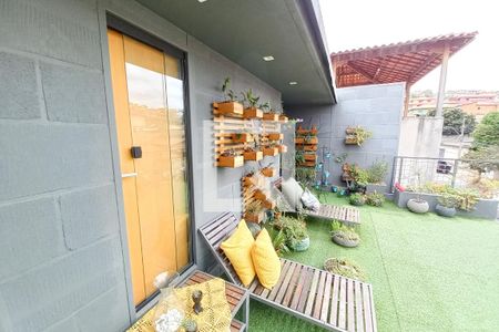 Casa à venda com 250m², 4 quartos e 4 vagas Casa à venda com 250m², 4 quartos e 4 vagasVaranda do Quarto 3