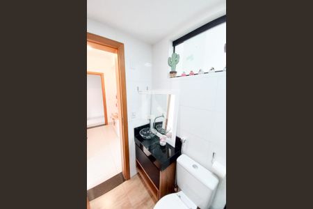 Casa à venda com 250m², 4 quartos e 4 vagas Casa à venda com 250m², 4 quartos e 4 vagasBanheiro da Suíte 1
