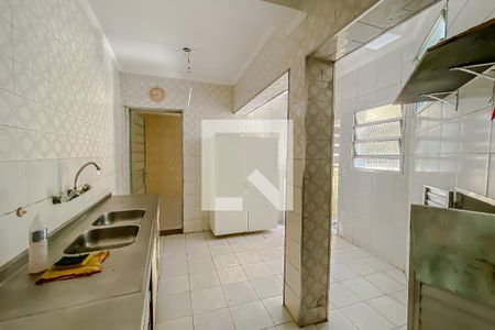 Casa à venda com 400m², 4 quartos e 8 vagas Casa à venda com 400m², 4 quartos e 8 vagasCozinha