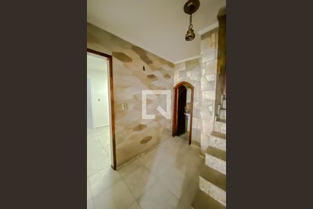 Casa à venda com 400m², 4 quartos e 8 vagas Casa à venda com 400m², 4 quartos e 8 vagasHall de Entrada