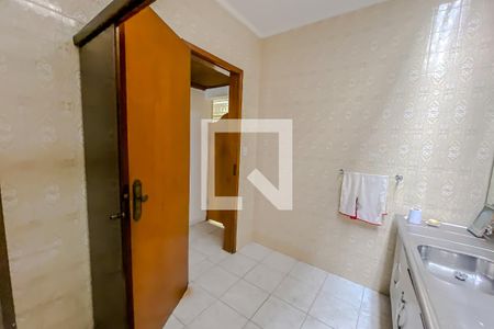Casa à venda com 400m², 4 quartos e 8 vagas Casa à venda com 400m², 4 quartos e 8 vagasBanheiro