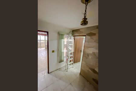 Casa à venda com 400m², 4 quartos e 8 vagas Casa à venda com 400m², 4 quartos e 8 vagasHall de Entrada