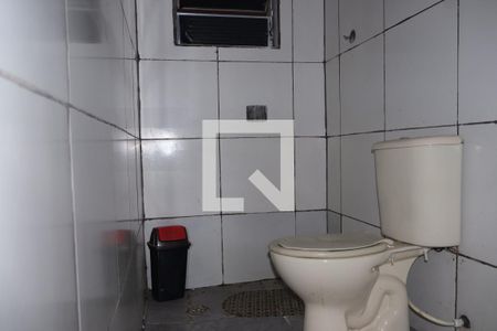 Casa para alugar com 50m², 1 quarto e sem vagaBANHEIRO 
