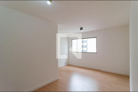 Sala de apartamento para alugar com 2 quartos, 62m² em Parque Imperial, São Paulo