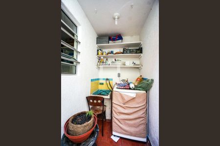 Casa à venda com 180m², 3 quartos e 1 vagaÁrea de serviço