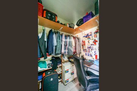 Casa à venda com 180m², 3 quartos e 1 vagaCloset do quarto 02