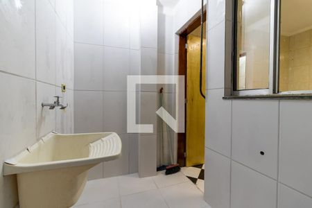 Casa de condomínio à venda com 66m², 2 quartos e 1 vagaÁrea de Serviço