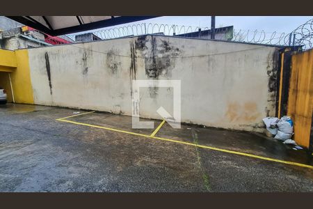 Casa de condomínio à venda com 66m², 2 quartos e 1 vagaGaragem