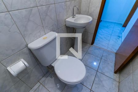 Casa de condomínio à venda com 66m², 2 quartos e 1 vagaBanheiro