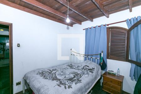 Casa à venda com 200m², 3 quartos e 4 vagasQuarto