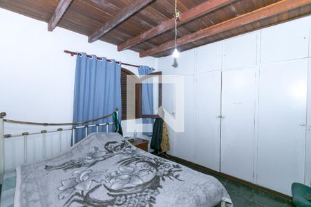 Casa à venda com 200m², 3 quartos e 4 vagasQuarto