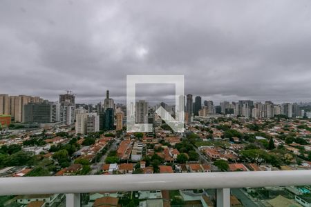 Varanda de kitnet/studio à venda com 1 quarto, 50m² em Brooklin Paulista, São Paulo